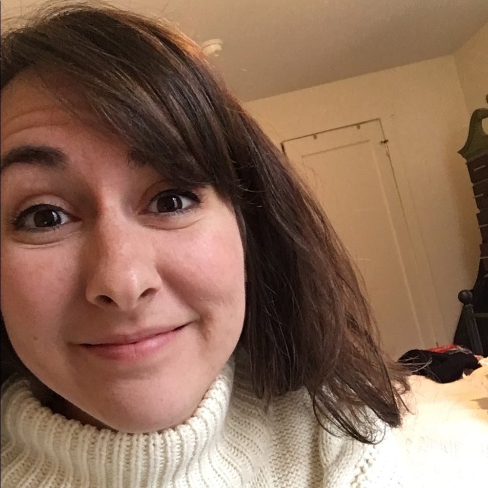 Meet your Posher, Julia